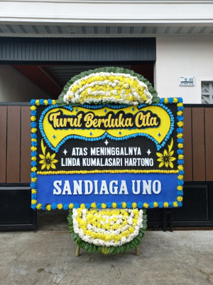 Papan Bunga Duka di Sintang